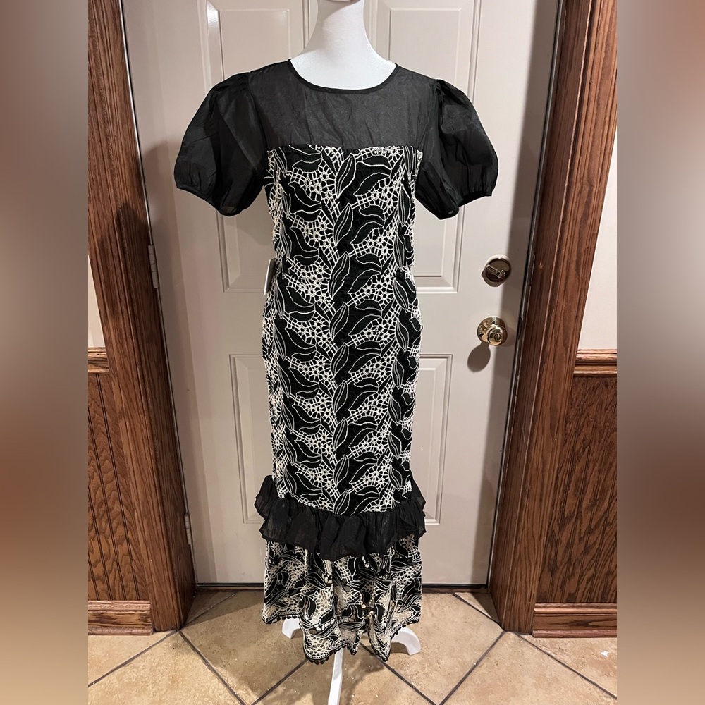 Petal & Pup Midi Dress Black Lace Overlay Puff Sleeve Size S NWT - Picture 3 of 8